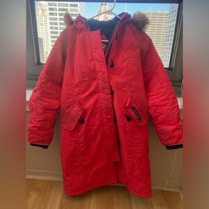 Canada Goose Parka - Kid Size L 14/16 but FITS as Adult XS🔥